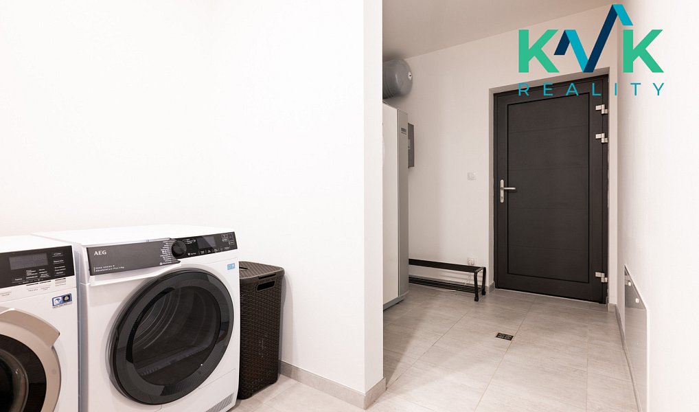 Prodej domu 228 m² s pozemkem 1 069 m², Hájek – náhled fotky 14