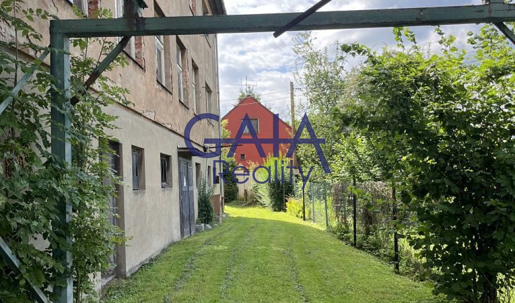 Prodej ubytovacího objektu 645 m², Staré Město – náhled fotky 20