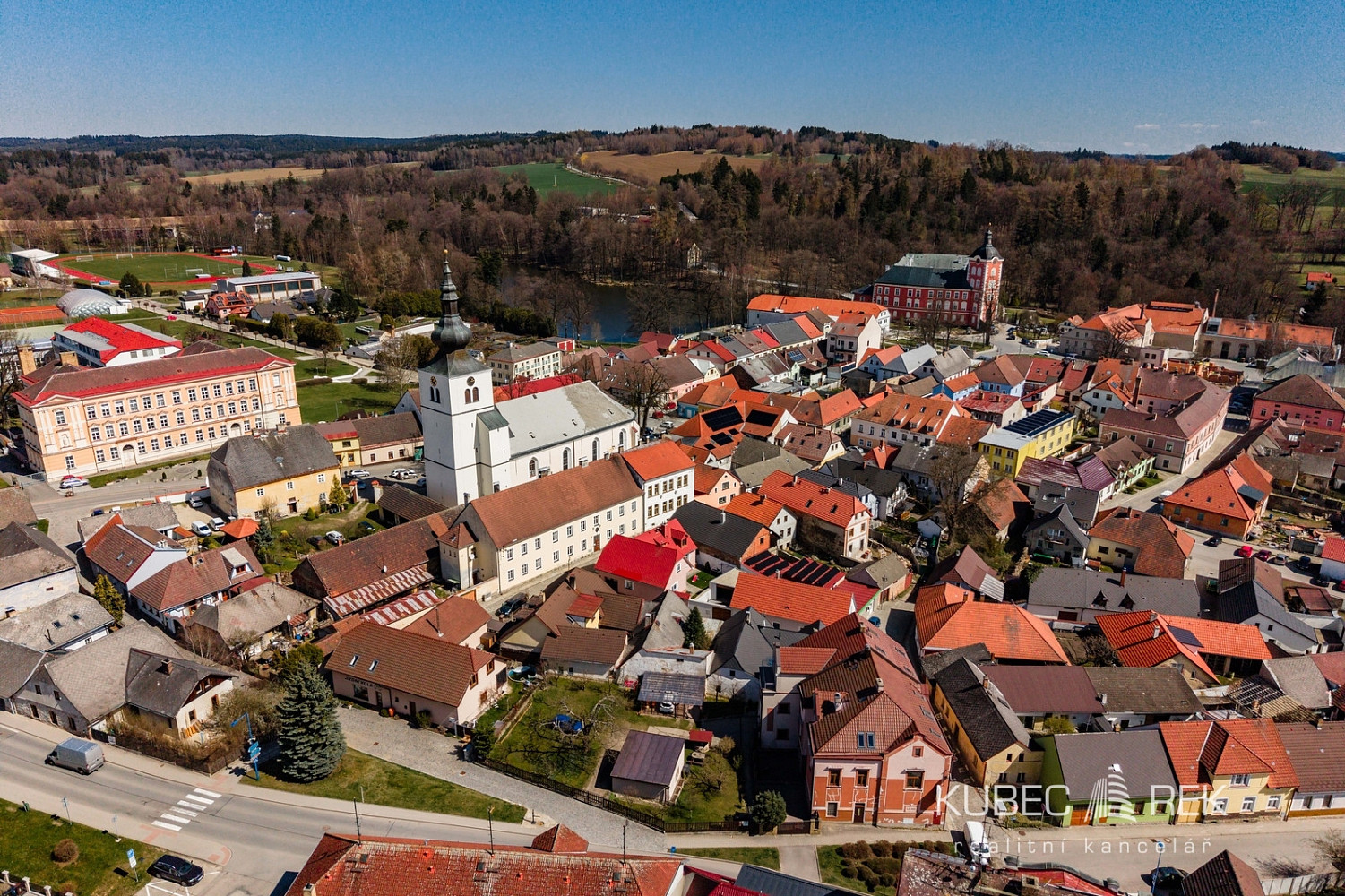 Prodej domu 270 m² s pozemkem 430 m² – pohled 5