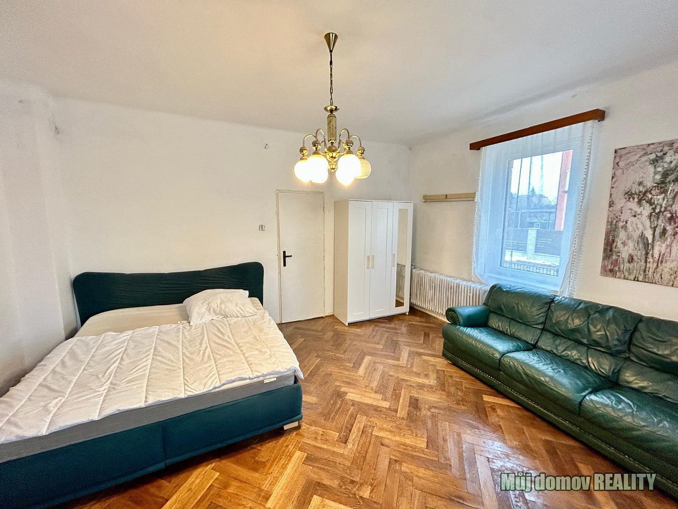 Pronájem bytu 2+kk 70 m² – pohled 2