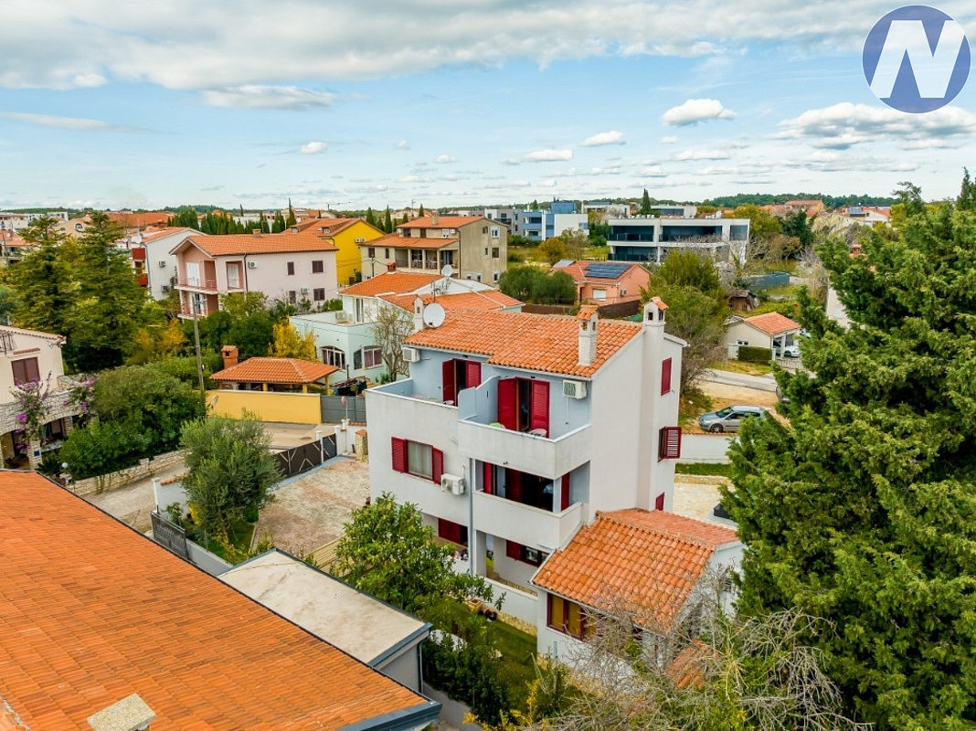 Prodej domu 197 m² s pozemkem 488 m²