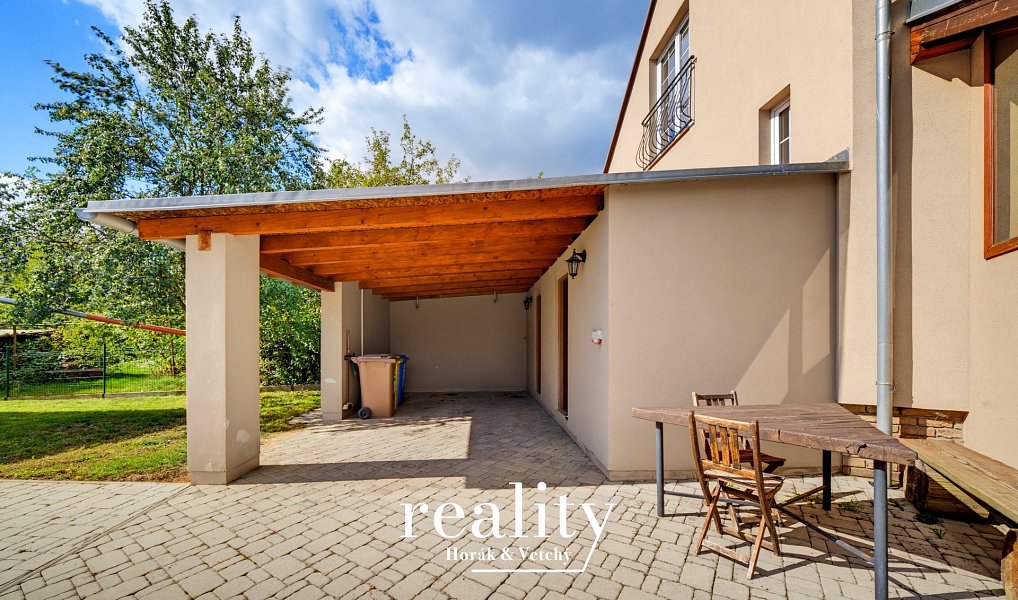Prodej domu 178 m² s pozemkem 813 m², Křelovice – náhled fotky 3