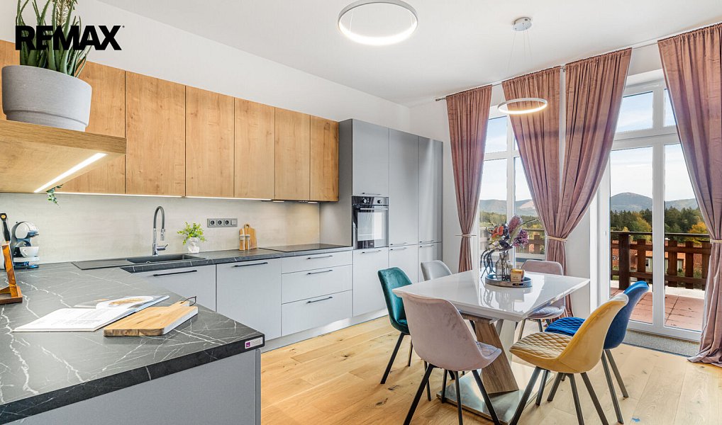 Prodej bytu 3+1, 126 m², Trutnov, Žacléř