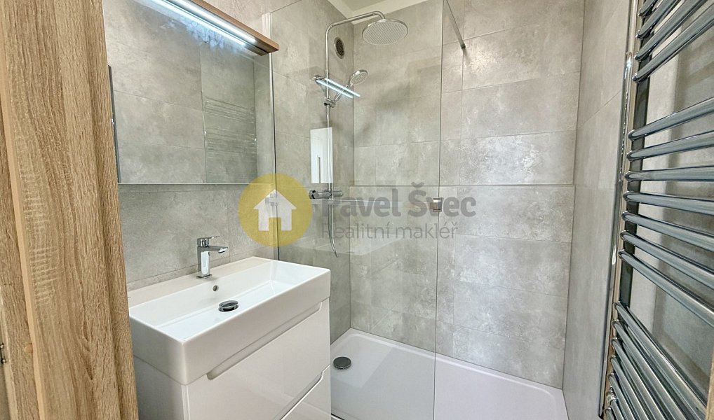 Pronájem bytu 2+kk 41 m², Mládežnická, Strakonice – Strakonice I