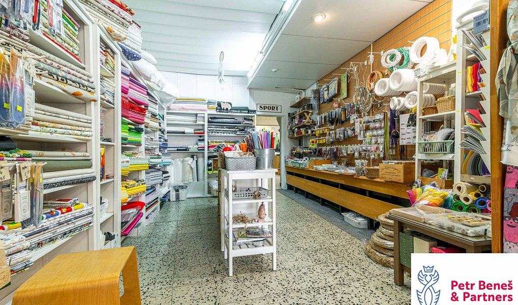 Prodej obchodních prostor 622 m², Rakovník – náhled fotky 8