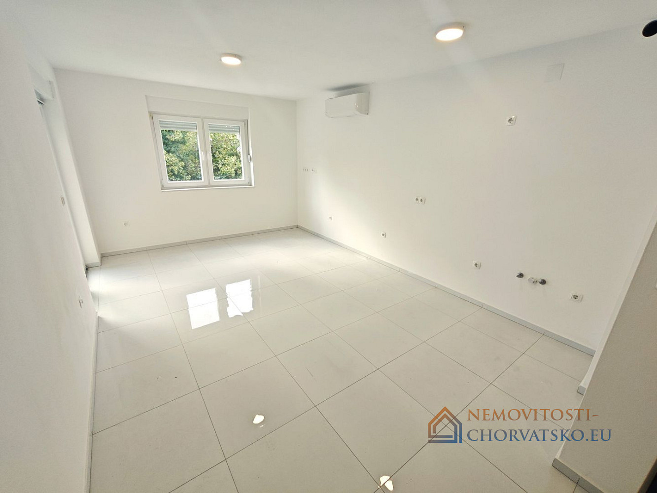 Prodej bytu 1+kk 64 m² - Widok 3