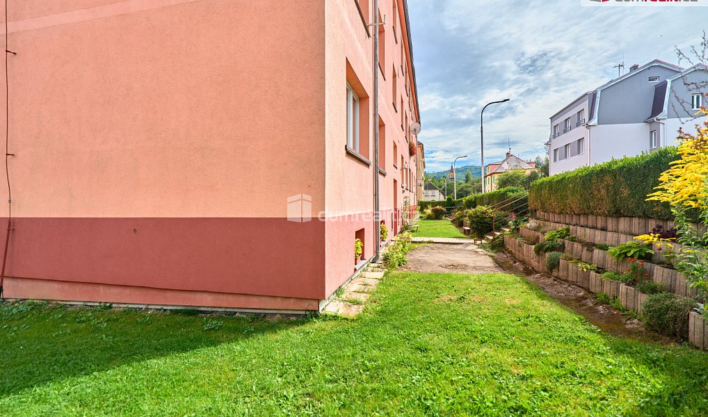 Prodej bytu 2+kk 55 m², Dalovice – náhled fotky 13