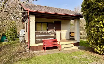 Prodej chaty/chalupy 21 m² s pozemkem 530 m², Pod Studánkou, Kralupy nad Vltavou - Zeměchy, okres Mělník