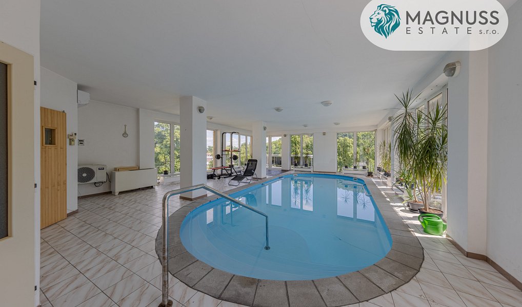 Prodej domu 297 m² s pozemkem 2 112 m², Hranice – náhled fotky 20
