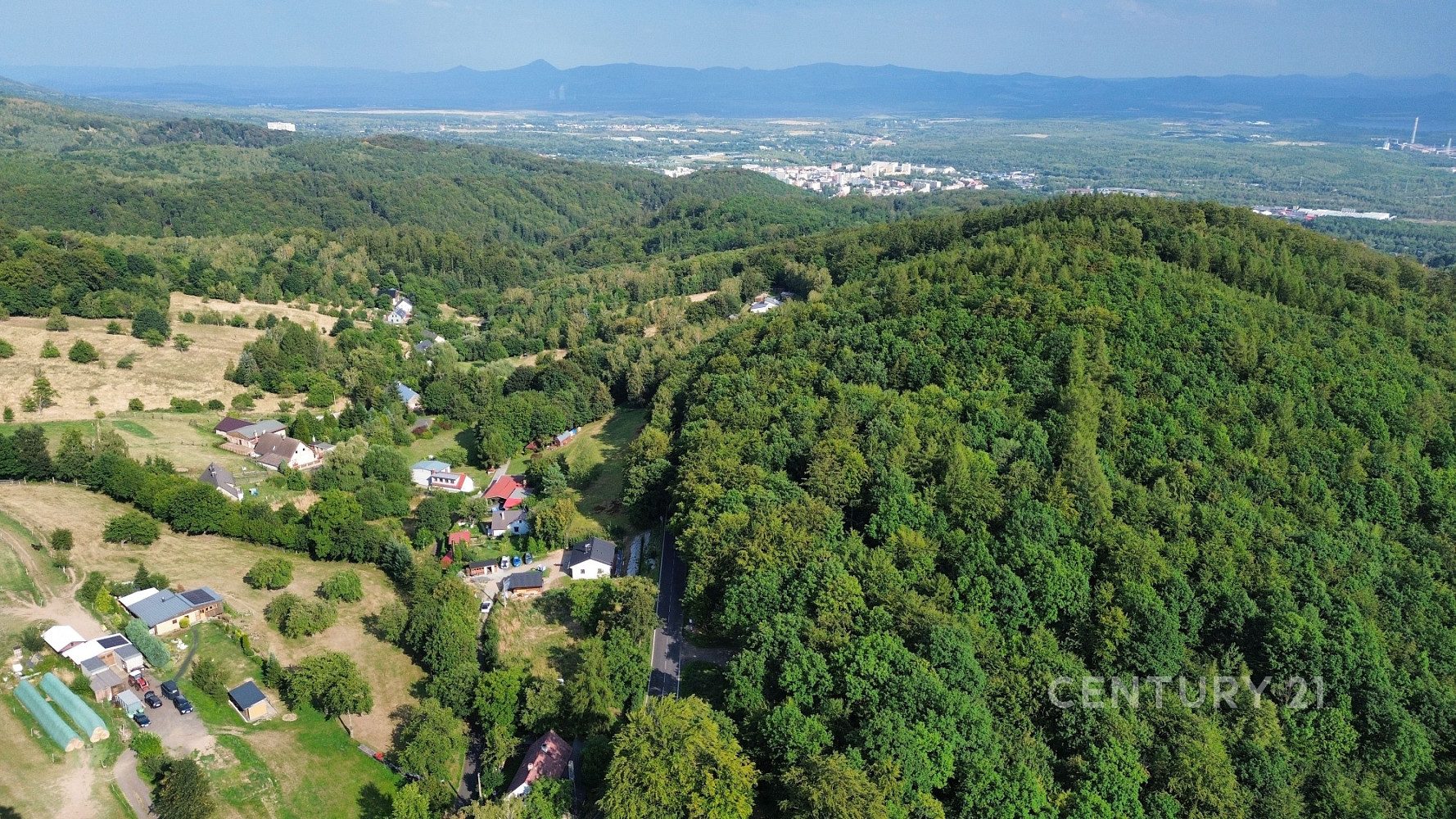 Prodej stavebního pozemku 1 259 m² – fotografie 2
