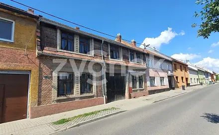 Prodej domu 300 m² s pozemkem 2 567 m², Tečovice, okres Zlín