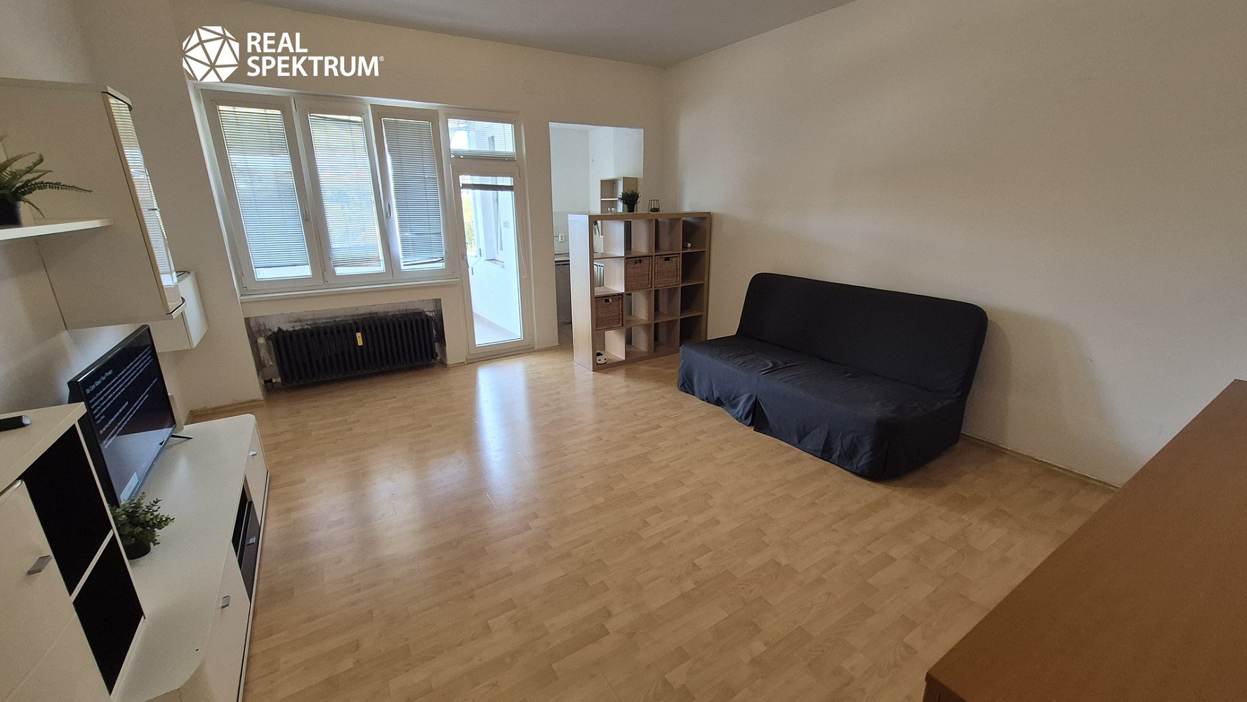 Pronájem bytu 1+kk 39 m² – fotografie 2