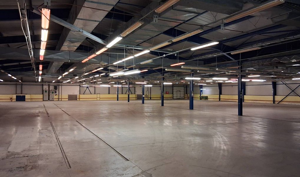 Pronájem výrobních prostor 1 000 m², Studenec – náhled fotky 7