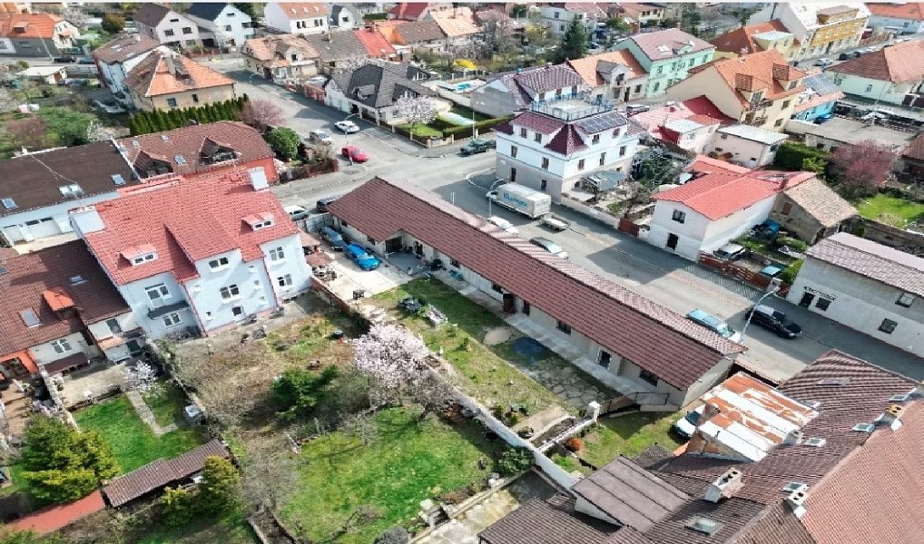 Prodej nájemního domu, činžáku 180 m², Praha – náhled fotky 5