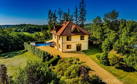 Prodej komerčního objektu (jiného typu) 327 m², Sázava - Čeřenice, okres Benešov