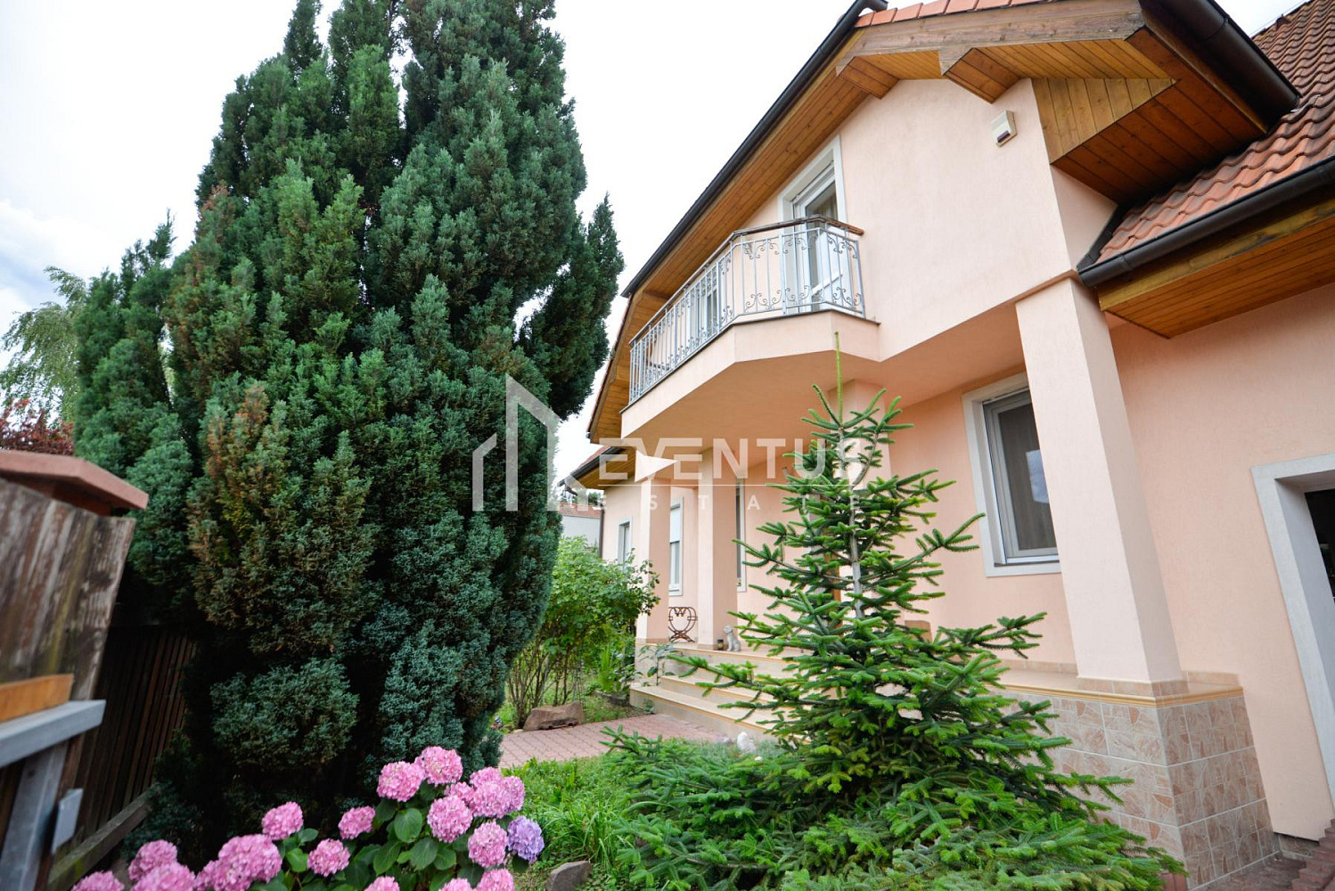 Prodej domu 300 m² s pozemkem 803 m² — photo 4