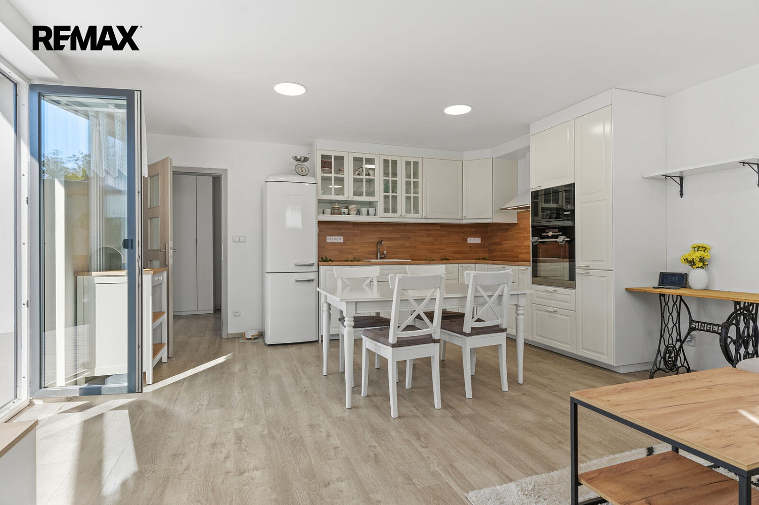 Prodej domu 150 m² s pozemkem 317 m² – fotografie 2
