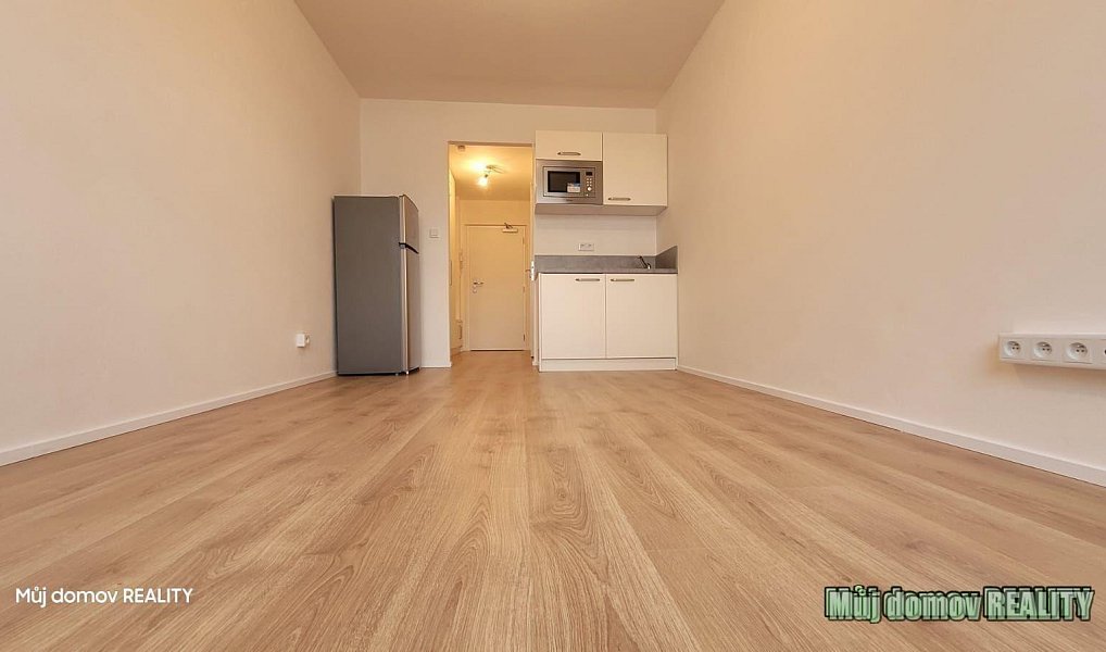 Pronájem bytu 1+kk 22 m², Praha – náhled fotky 21