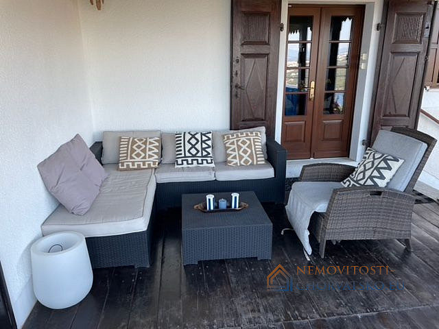 Prodej domu 375 m² s pozemkem 465 m² - Meer
