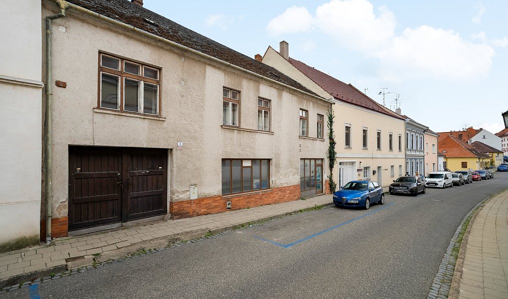 Prodej domu 333 m² s pozemkem 467 m², Mikulov – náhled fotky 15