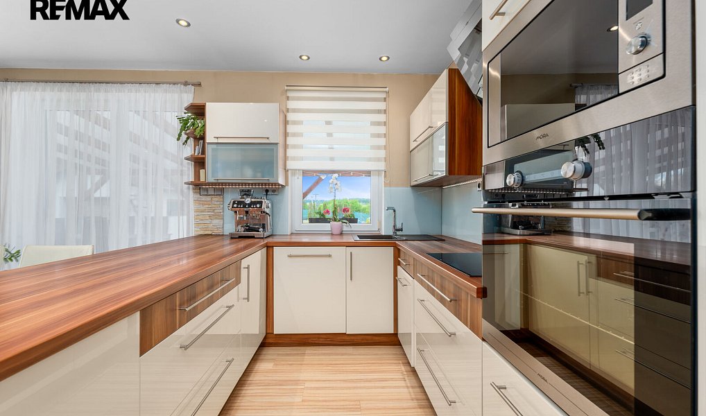 Prodej domu 134 m² s pozemkem 1 409 m², Lišov – náhled fotky 15
