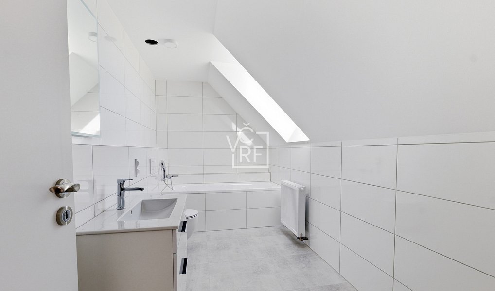 Pronájem domu 148 m² s pozemkem 255 m², Chlumec nad Cidlinou – náhled fotky 21