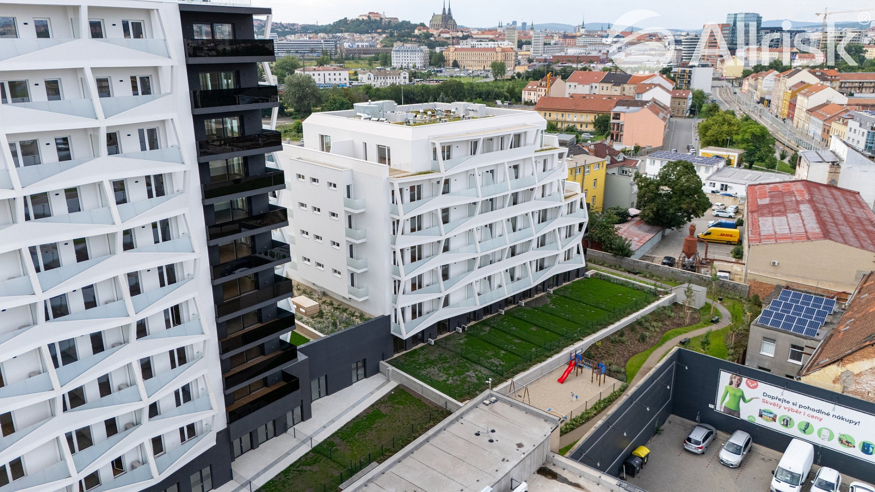 Prodej obchodních prostor 129 m² — photo 2