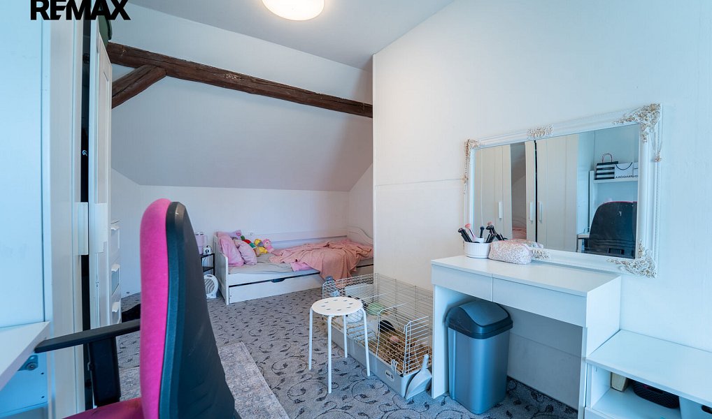 Prodej domu 140 m² s pozemkem 2 563 m², Pečky – náhled fotky 25