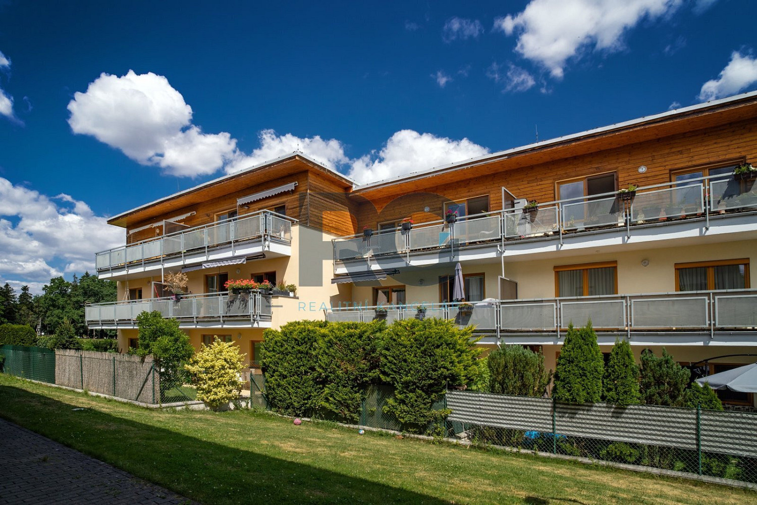 Prodej bytu 2+kk 74 m²