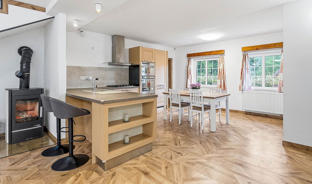 Prodej domu 298 m² s pozemkem 3 864 m², Nadějkov – náhled fotky 6