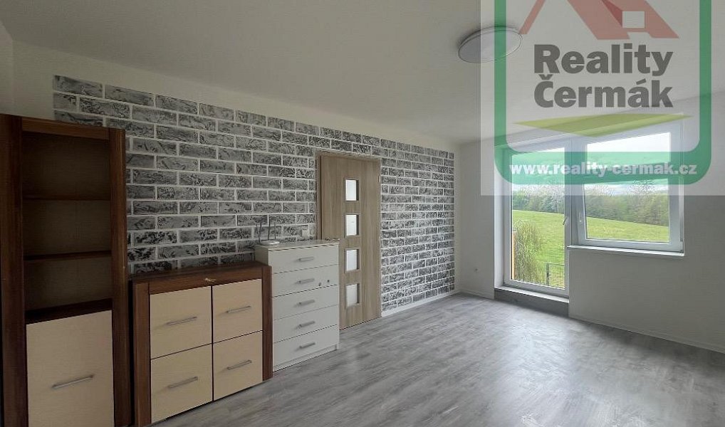 Pronájem bytu 1+1 40 m², Domažlice – náhled fotky 3