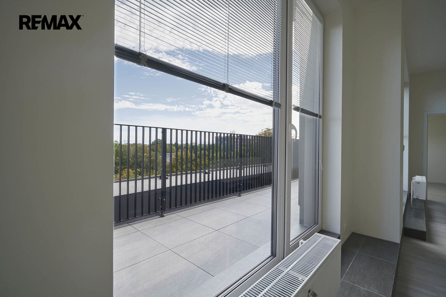 Pronájem bytu 4+kk 102 m² – fotografie 4