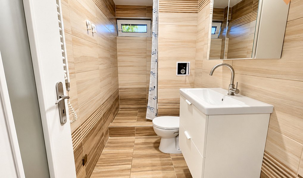 Pronájem bytu 2+kk 28 m², Milovice – náhled fotky 5