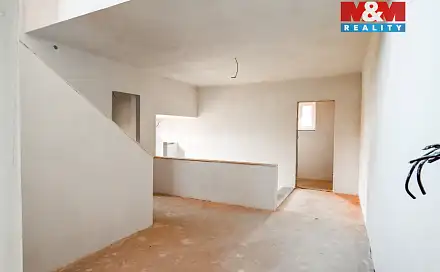 Prodej domu 270 m² s pozemkem 830 m², Dobšice, okres České Budějovice