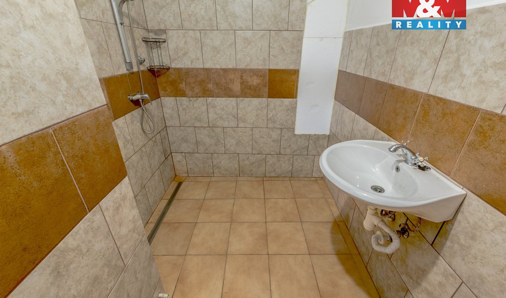Prodej domu 188 m² s pozemkem 1 079 m², Nepoměřice – náhled fotky 14