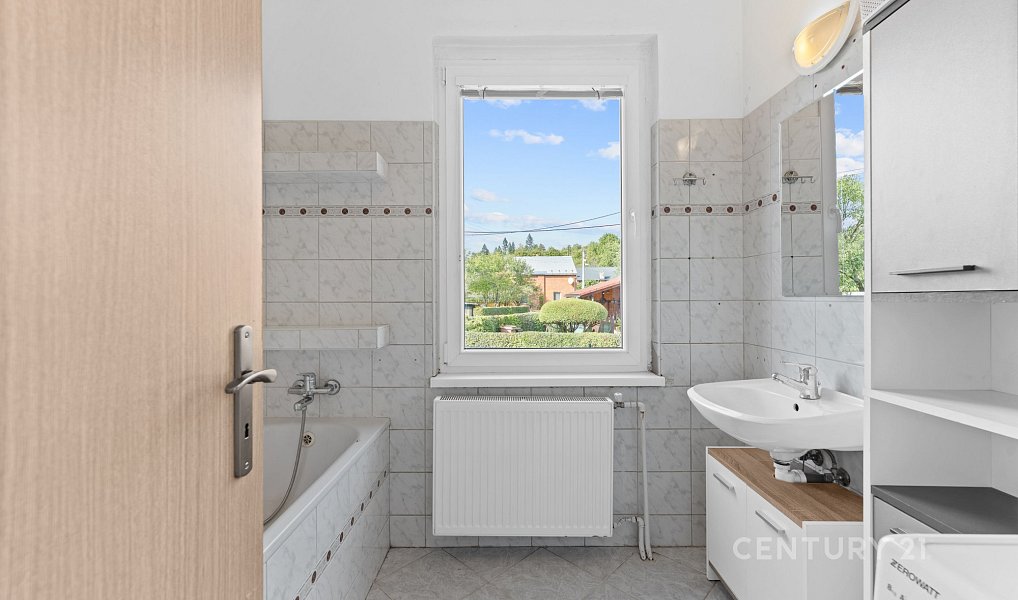 Prodej domu 112 m² s pozemkem 85 m², Zlín – náhled fotky 9