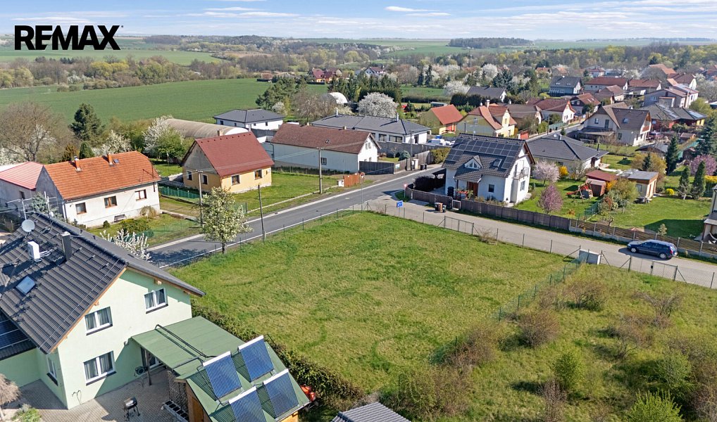 Prodej stavebního pozemku 1 032 m², Tuklaty – náhled fotky 3