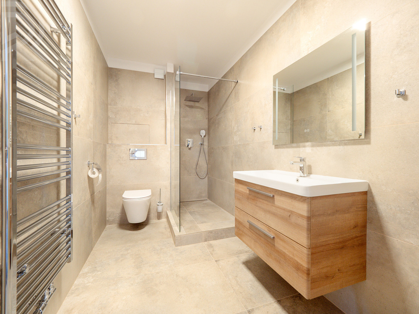 Pronájem bytu 4+kk 155 m² — photo 3