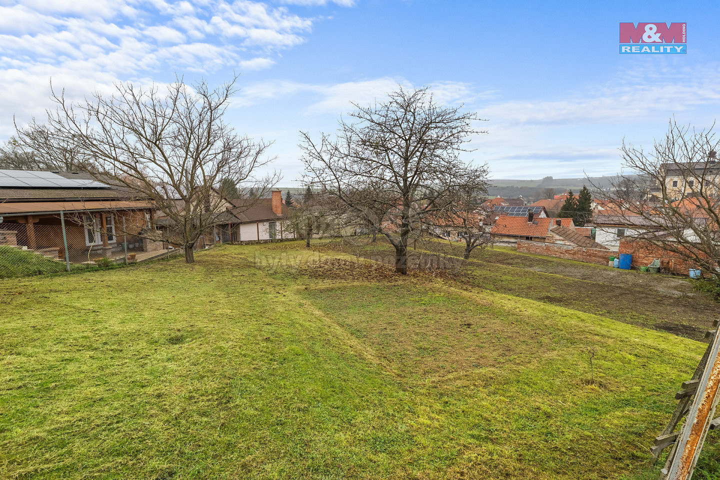 Prodej stavebního pozemku 1 055 m² – pohled 6