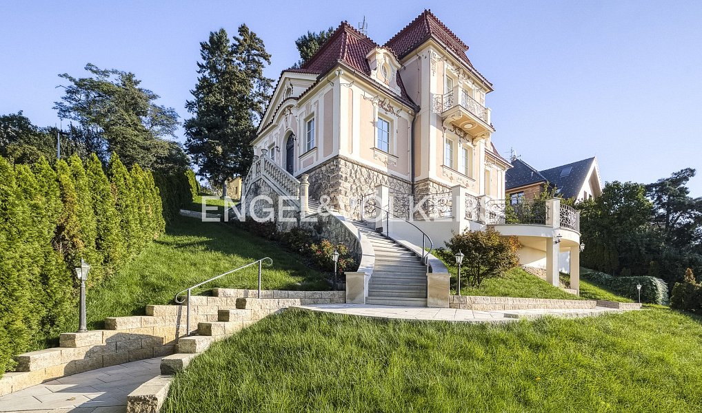 Prodej rodinného domu, 345 m², Vysočany - Praha 9, Praha