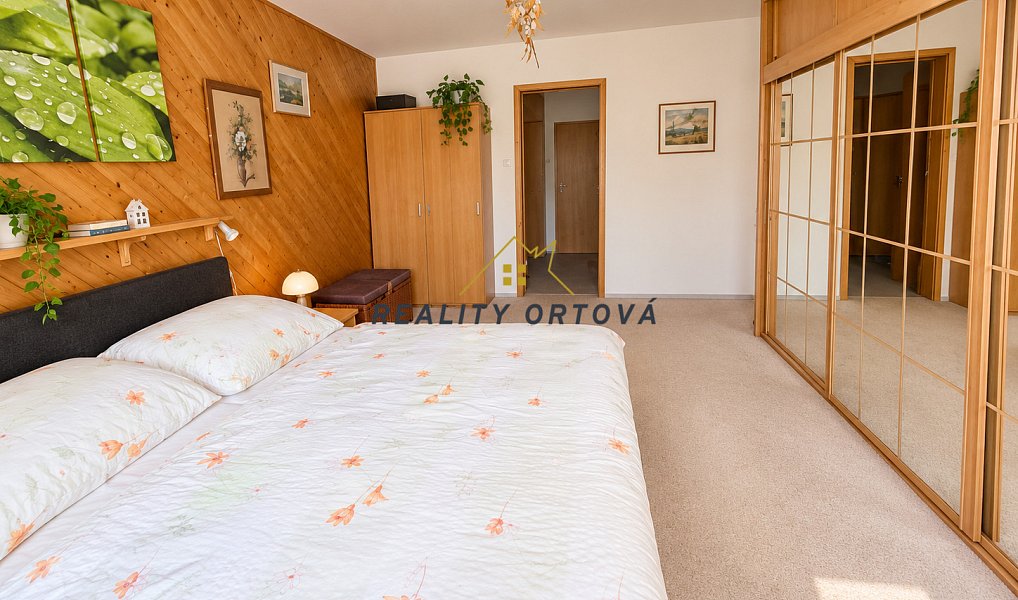 Prodej domu 400 m² s pozemkem 1 032 m², Rokytnice nad Jizerou – náhled fotky 14