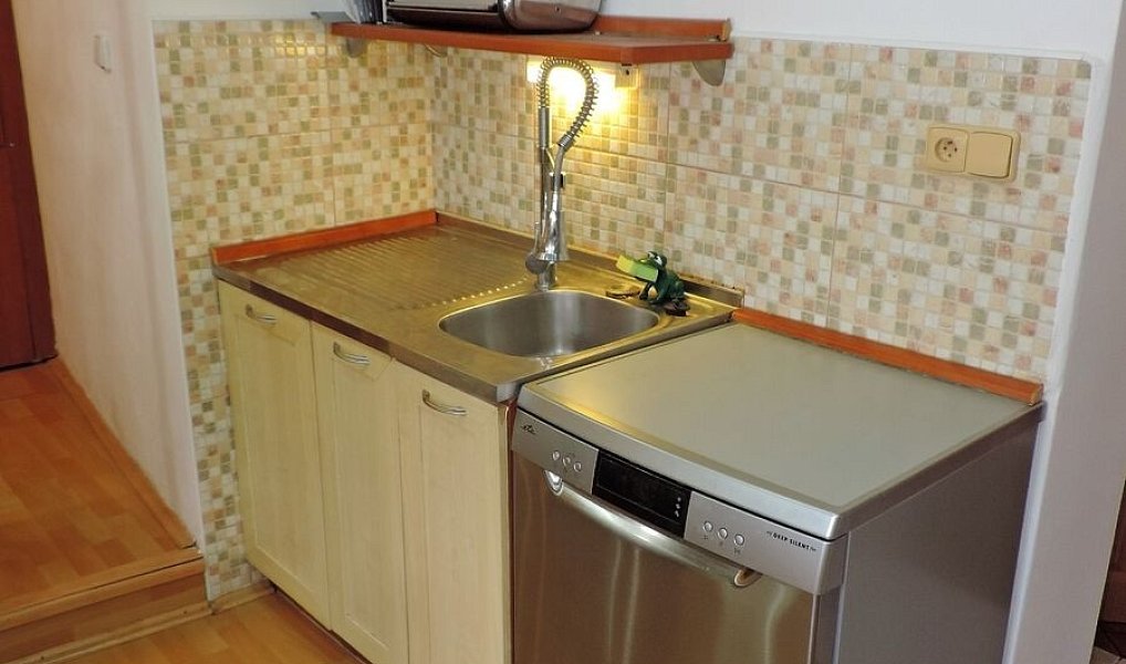 Prodej domu 250 m² s pozemkem 1 290 m², Peč – náhled fotky 16
