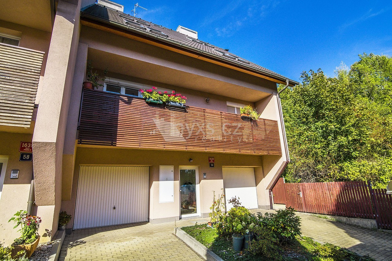Pronájem bytu 3+kk 98 m² – fotografie 3