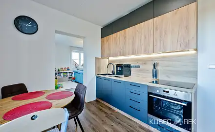 Prodej bytu 2+1 63 m², Nad Obchvatem, Tábor - Měšice