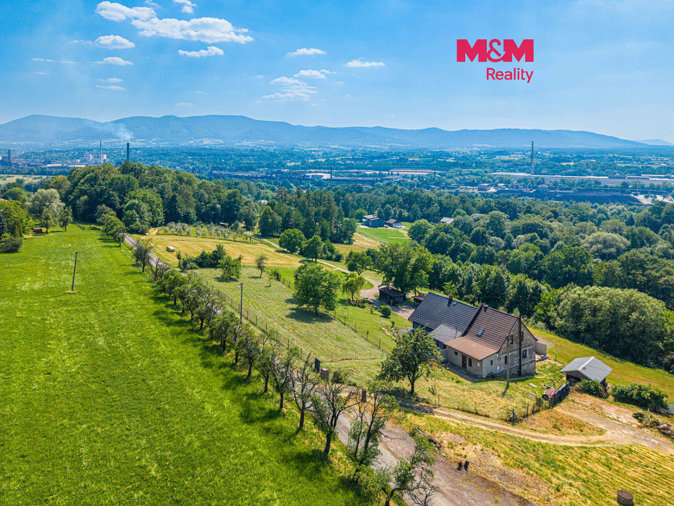 Prodej stavebního pozemku 1 478 m²