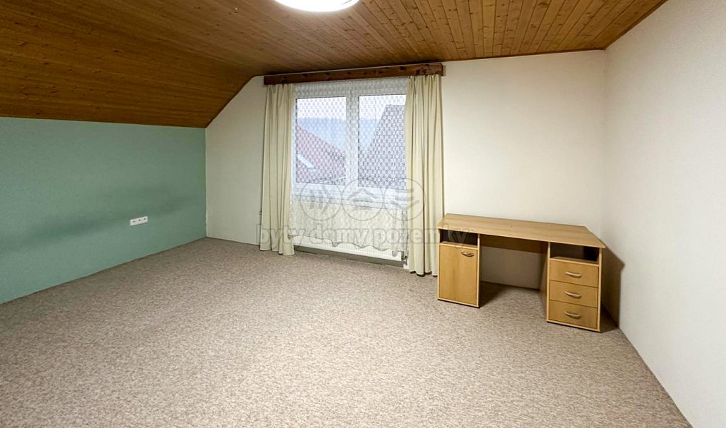 Prodej domu 240 m² s pozemkem 256 m², Dolany nad Vltavou – náhled fotky 5