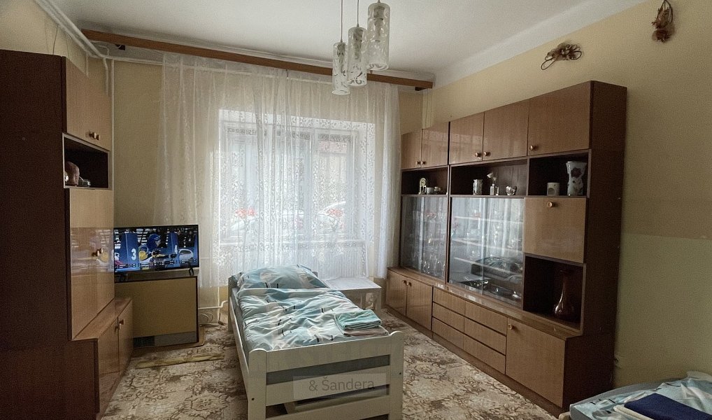 Prodej domu 342 m² s pozemkem 744 m², Velešín – náhled fotky 18
