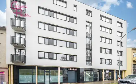 Pronájem bytu 1+kk 27 m²