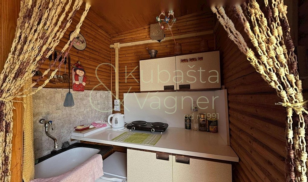 Prodej chaty/chalupy 16 m² s pozemkem 401 m², Chrudim – náhled fotky 5