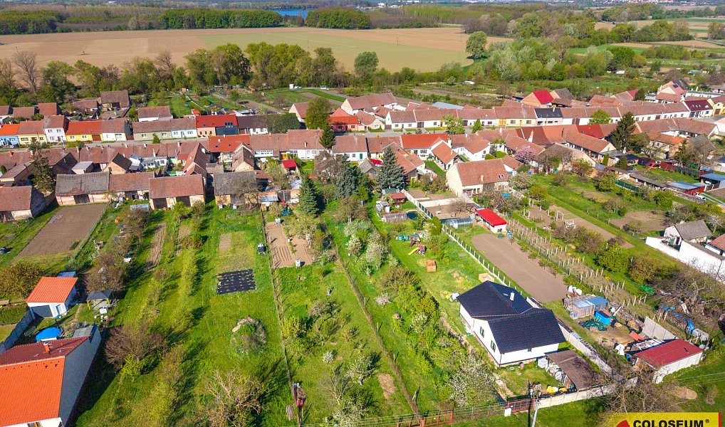 Prodej stavebního pozemku 600 m², Přibice – náhled fotky 3